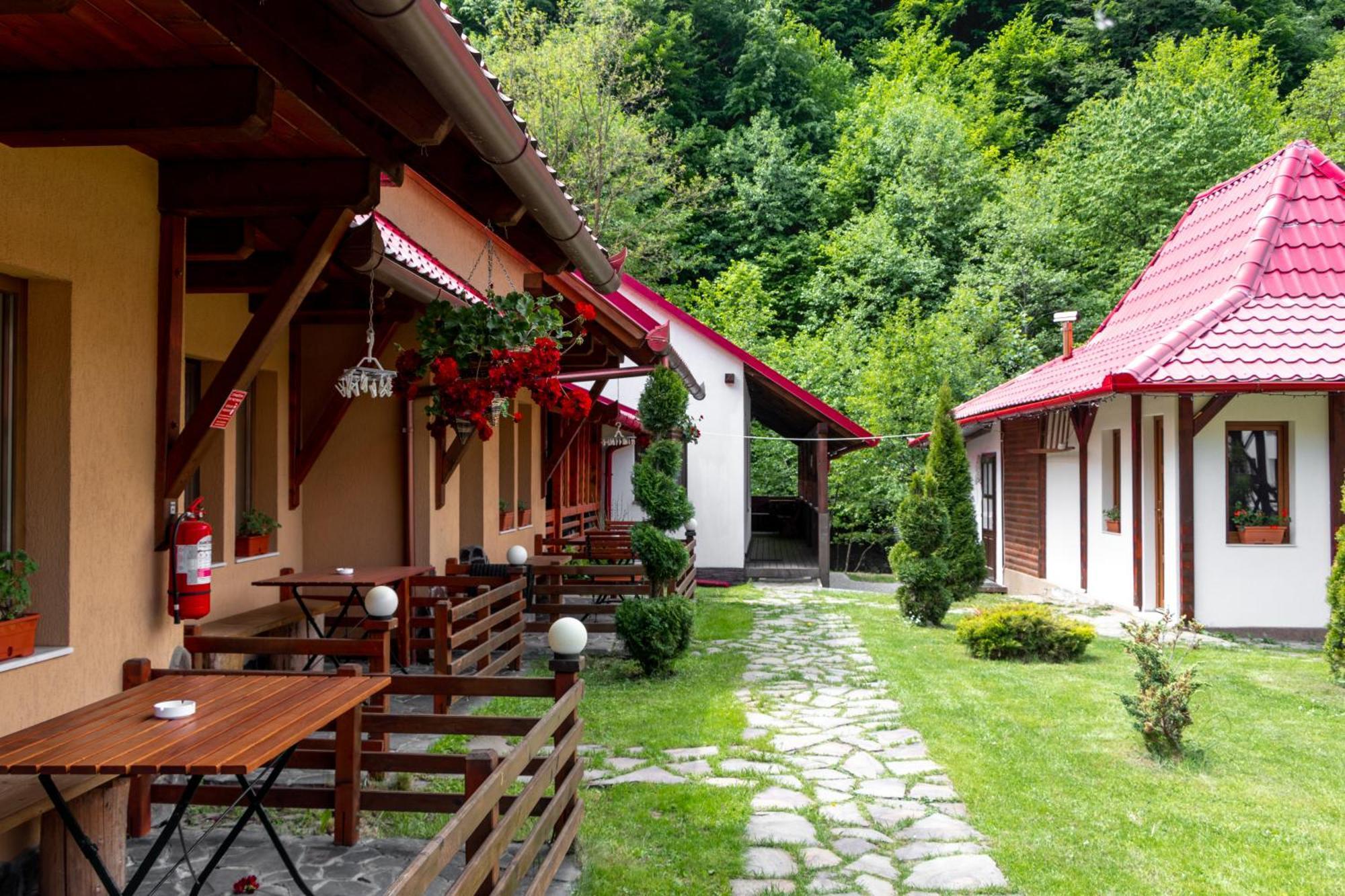 Patakmenti Panzio Spa 코룬드 외부 사진