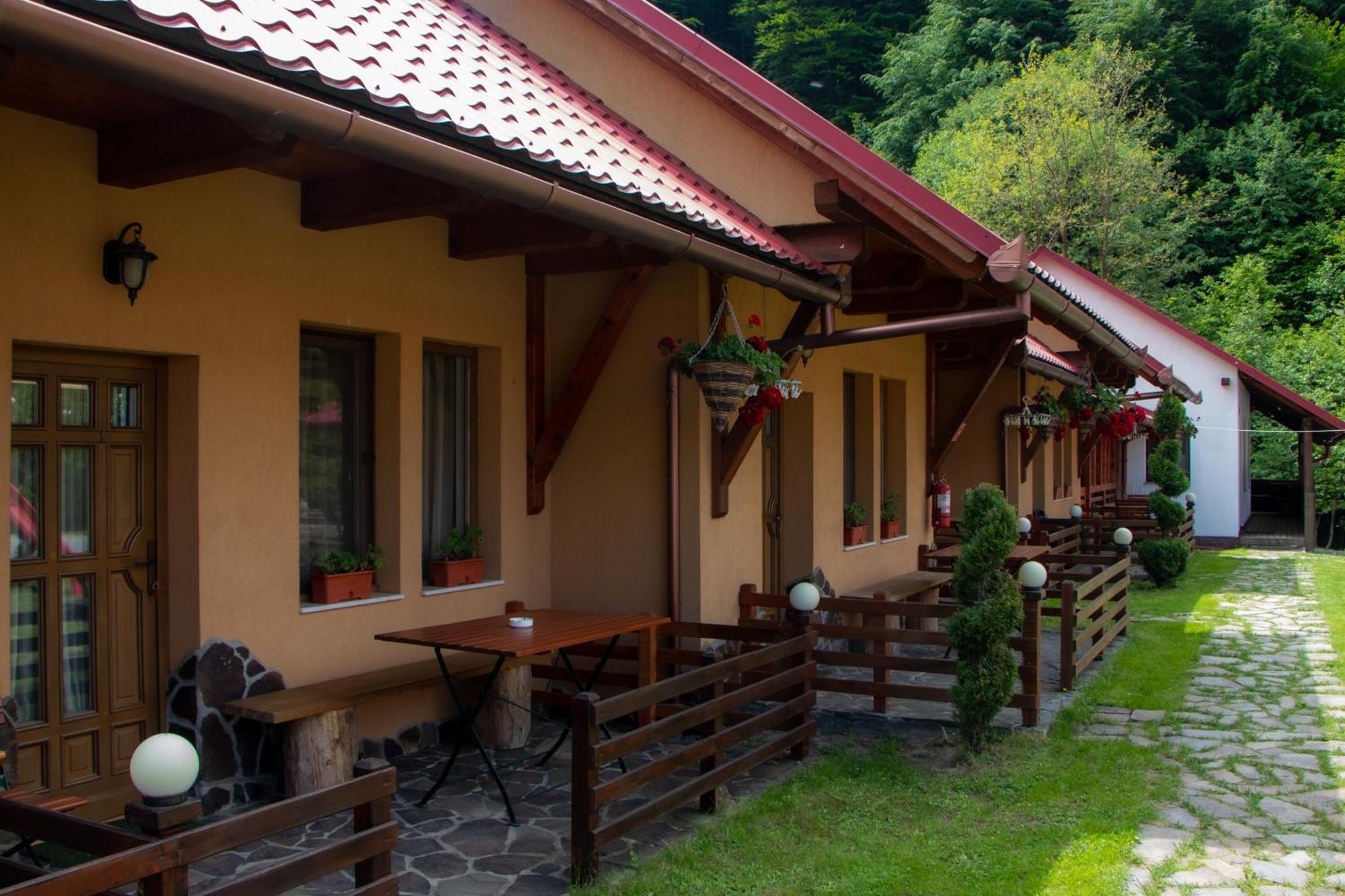 Patakmenti Panzio Spa 코룬드 외부 사진