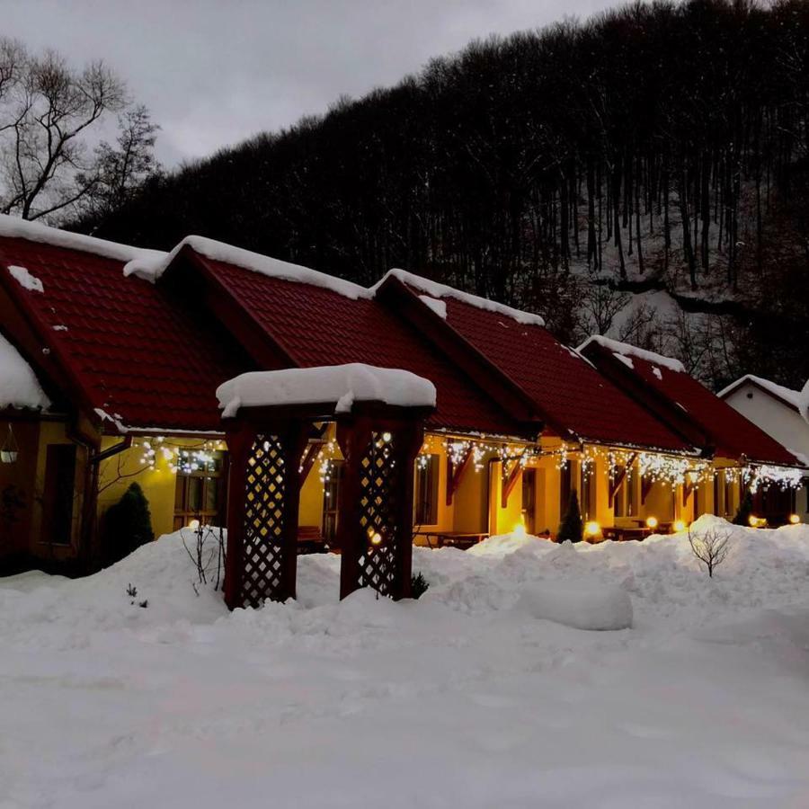 Patakmenti Panzio Spa 코룬드 외부 사진